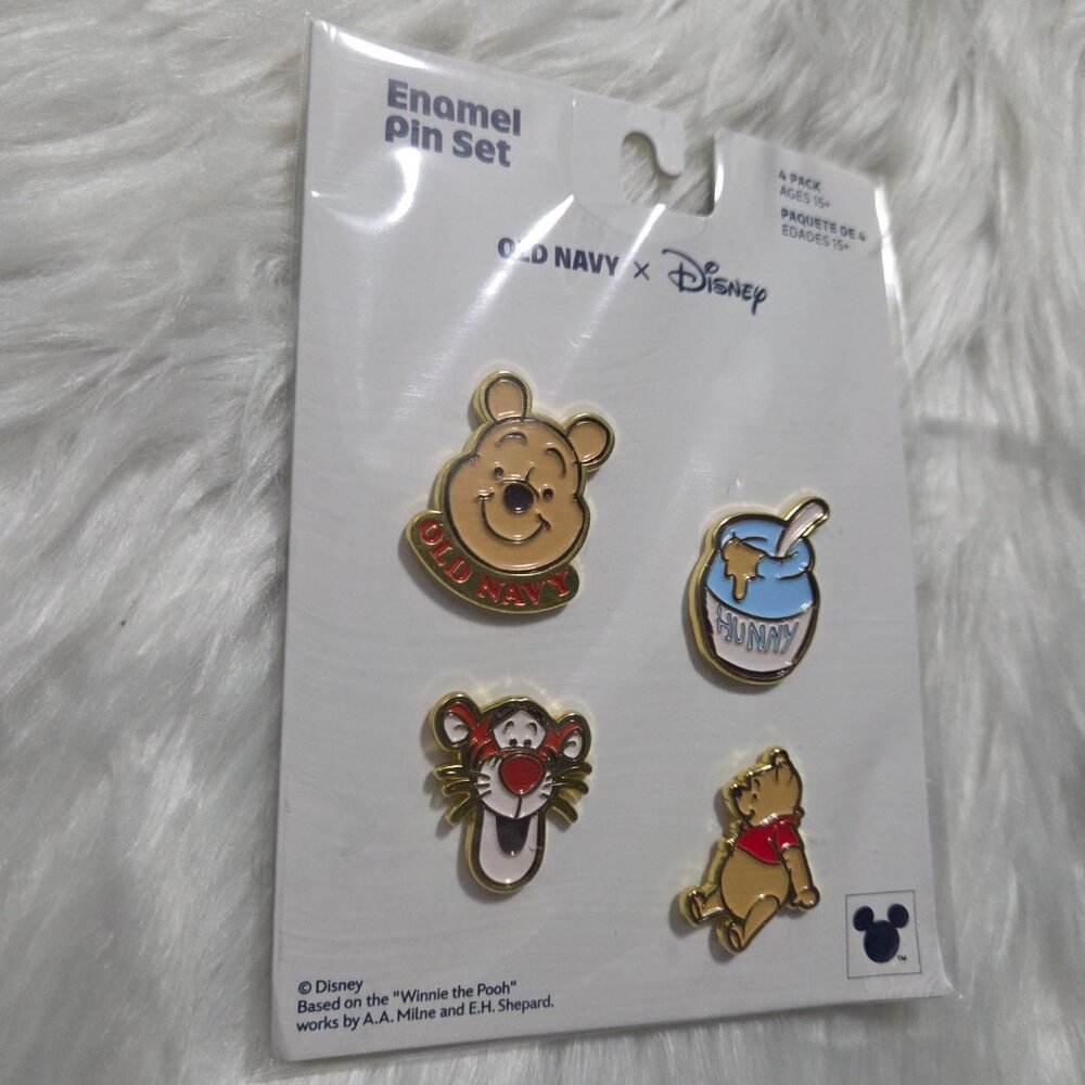 Old Navy x Disney Winnie the Pooh Enamel Pin Set